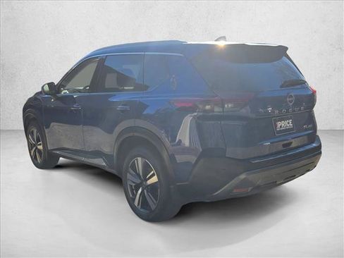 Used 2023 Nissan Rogue SL image 8