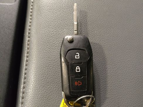 Used 2021 Ford F150 XL w/ Trailer Tow Package image 32