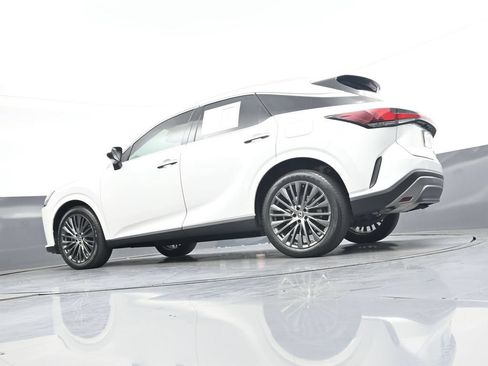 Used 2023 Lexus RX 350 w/ Accessory Package (2T) AWD/4WD image 40