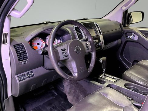 Used 2016 Nissan Frontier PRO-4X w/ Pro-4x Luxury Package AWD/4WD image 17