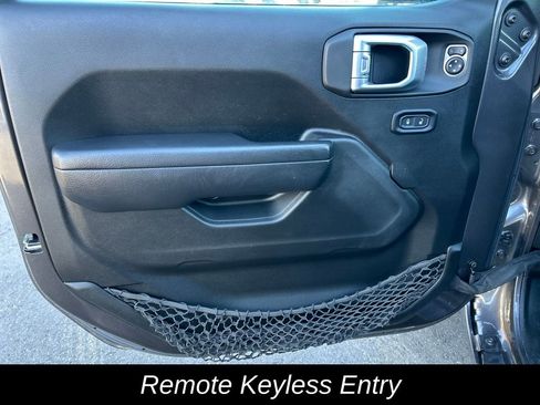 Used 2022 Jeep Wrangler Unlimited Sport AWD/4WD image 13