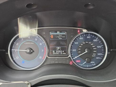Used 2017 Subaru Crosstrek 2.0i Premium AWD/4WD image 10