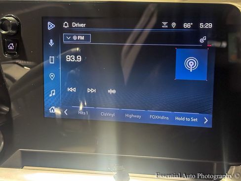 Used 2025 Chevrolet Corvette Stingray w/ Battery Protection Package image 17