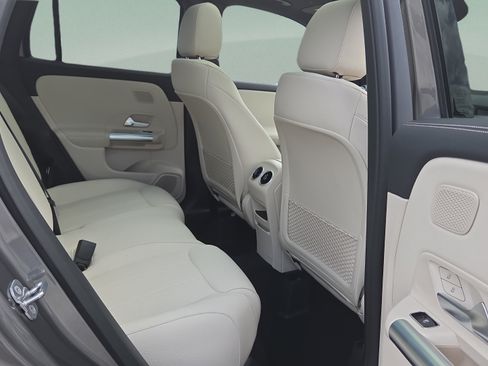 New 2026 Mercedes-Benz GLA 250 image 15