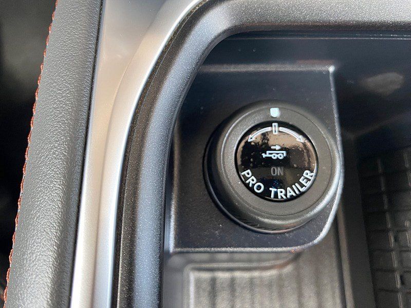 Certified 2025 Ford Expedition Active AWD/4WD image 58
