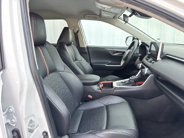 Used 2024 Toyota RAV4 Adventure AWD/4WD image 29