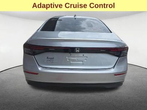 Used 2025 Honda Accord LX image 7