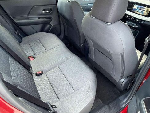 Used 2025 Nissan Kicks SV FWD image 29