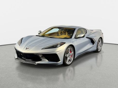 Used 2021 Chevrolet Corvette Stingray Premium Cpe w/ Z51 Performance Package RWD image 7