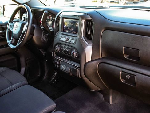 Used 2024 Chevrolet Silverado 1500 Custom AWD/4WD image 39