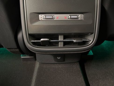 New 2026 Lincoln Nautilus Reserve w/ Jet Appearance Package image 34