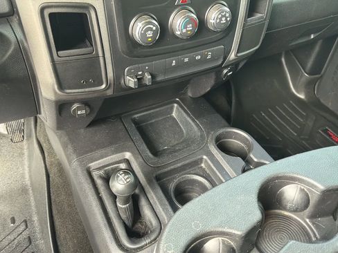 Used 2016 RAM 3500 Tradesman w/ Chrome Appearance Group image 93