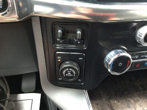 Used 2022 Ford F150 Lariat w/ Max Trailer Tow Package AWD/4WD image 17