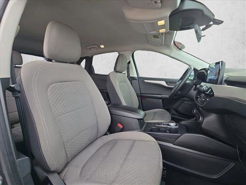 Used 2022 Ford Escape SE w/ SE Sport Appearance Package FWD image 19