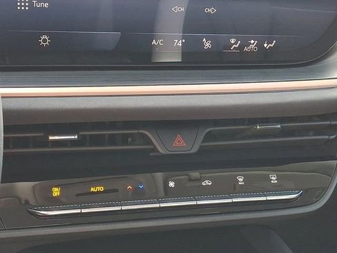 Used 2025 Buick Envision Sport Touring image 16