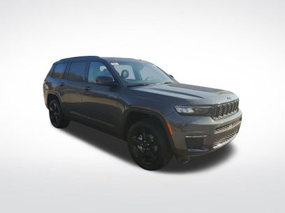 New 2025 Jeep Grand Cherokee L Limited w/ Black Appearance Package