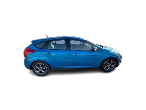 Used 2014 Ford Focus SE w/ Equipment Group 201A image 7