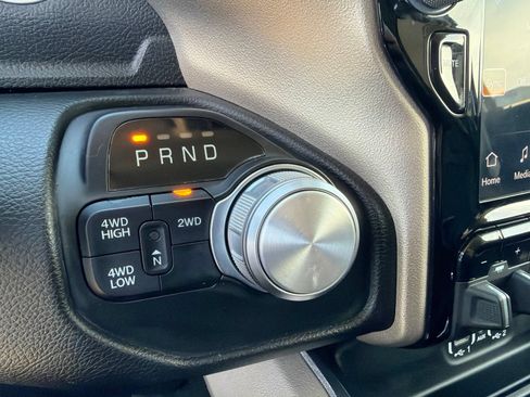 Used 2024 RAM 2500 Laramie AWD/4WD image 24
