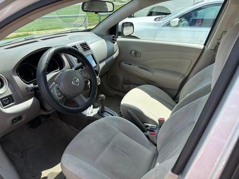 Used 2012 Nissan Versa SV w/ Convenience Pkg FWD image 3