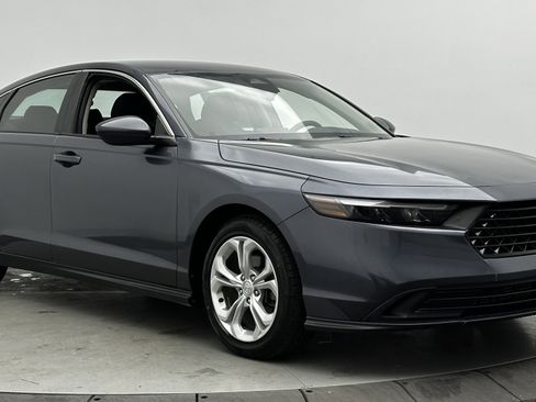 Used 2023 Honda Accord LX image 3