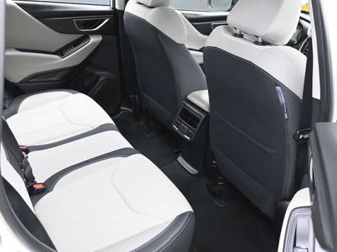 Used 2022 Subaru Forester Base image 24