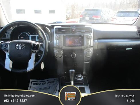 Used 2016 Toyota 4Runner SR5 AWD/4WD image 8