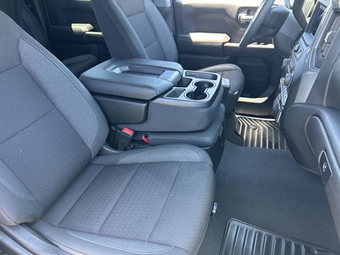 Used 2022 Chevrolet Silverado 1500 Custom RWD image 10