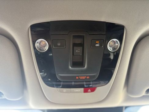 Used 2022 Kia Sorento EX w/ Panoramic Sunroof Package image 29