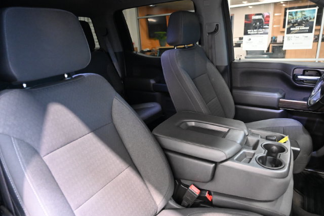 Used 2021 Chevrolet Silverado 1500 LT AWD/4WD image 9