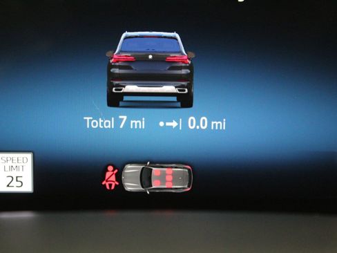 New 2026 BMW X5 sDrive40i w/ Climate Comfort Package image 12