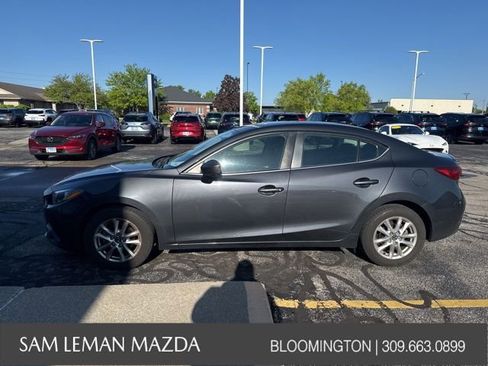 Used 2015 MAZDA MAZDA3 i Touring w/ Technology Package FWD image 11