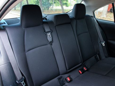 Used 2024 Toyota Corolla LE FWD image 34