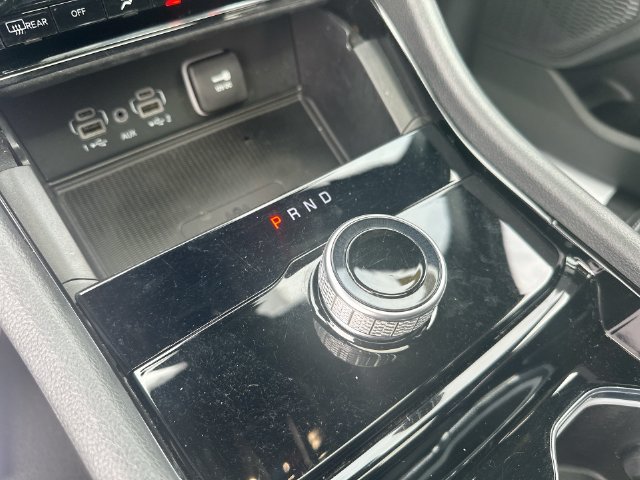 Used 2023 Jeep Grand Cherokee Altitude AWD/4WD image 21