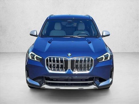 Used 2023 BMW X1 xDrive28i w/ Convenience Package AWD/4WD image 2