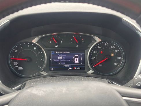 Used 2019 Chevrolet Equinox LT w/ Driver Convenience Package image 28