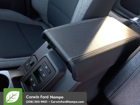 New 2025 Ford Bronco 4-Door AWD/4WD image 19