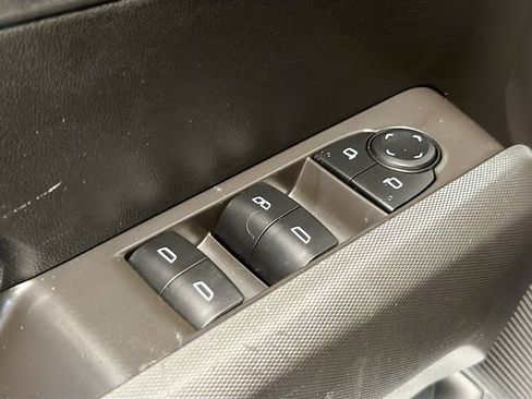 Used 2025 Chevrolet Colorado Trail Boss w/ Midnight Edition image 16