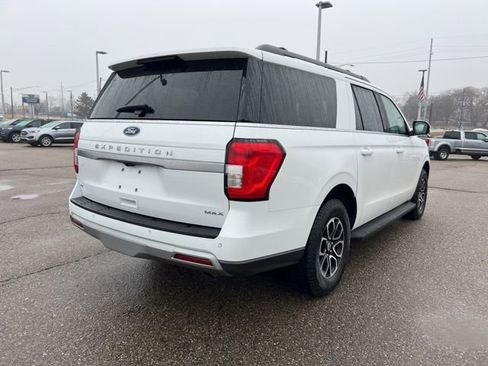 Certified 2024 Ford Expedition Max XLT image 5