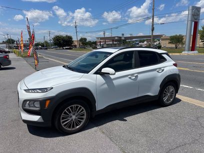 Used 2019 Hyundai Kona SEL w/ SEL Tech Package 02