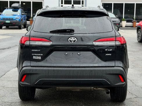 Used 2025 Toyota Corolla Cross XLE AWD/4WD image 4