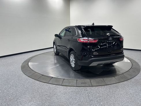 Used 2022 Ford Edge SEL w/ Convenience Package image 8