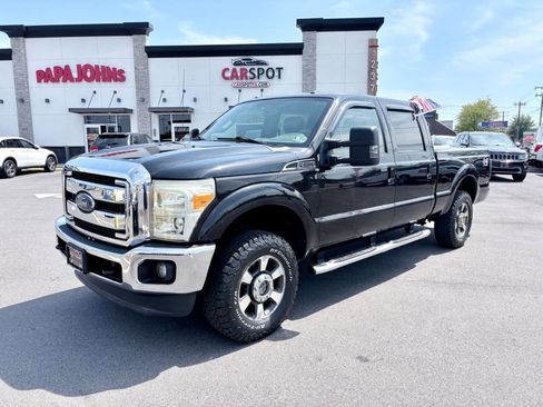 Used 2012 Ford F250 Lariat w/ Lariat Interior Pkg image 2