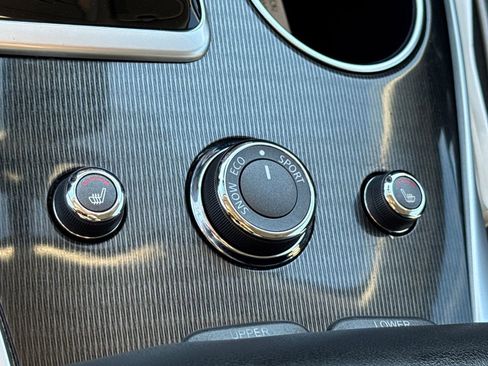 Used 2019 INFINITI QX60 Luxe w/ Essential Package image 34