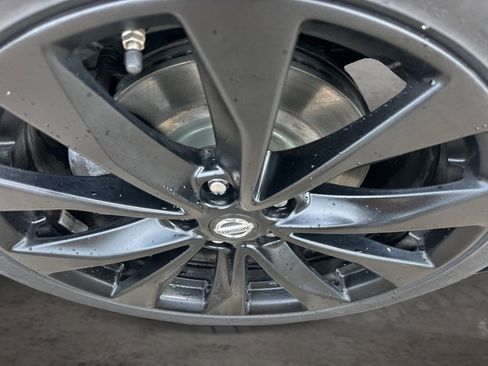 Used 2017 Nissan Maxima SR w/ Midnight Edition FWD image 18