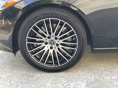 Certified 2025 Mercedes-Benz C 300 Sedan image 17