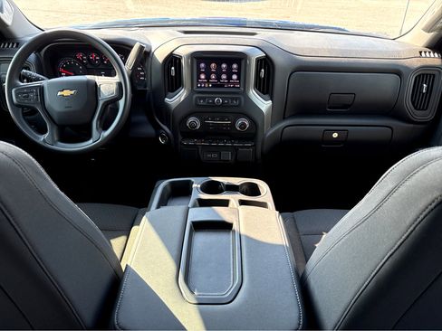 Used 2026 Chevrolet Silverado 1500 Custom image 4