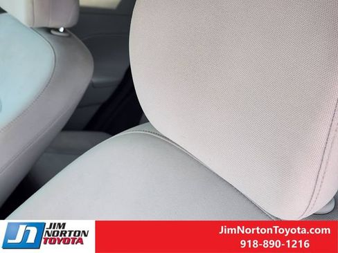 Used 2025 Hyundai Kona SEL AWD/4WD image 15