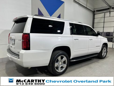 Used 2020 Chevrolet Suburban Premier image 5