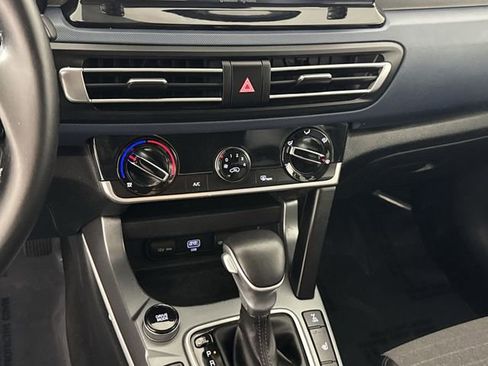 Used 2021 Kia Seltos S AWD/4WD image 9