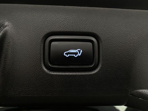 Certified 2023 Hyundai Tucson SEL AWD/4WD image 6